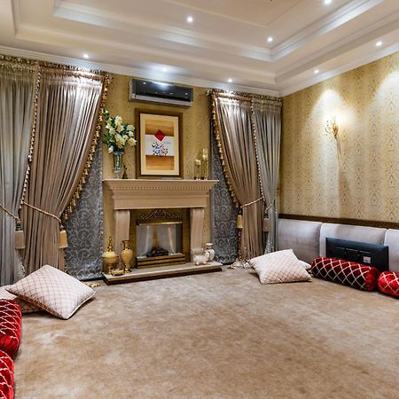 Hotel Luxe Manor Near Delhi Airport Nowe Delhi Zewnętrze zdjęcie