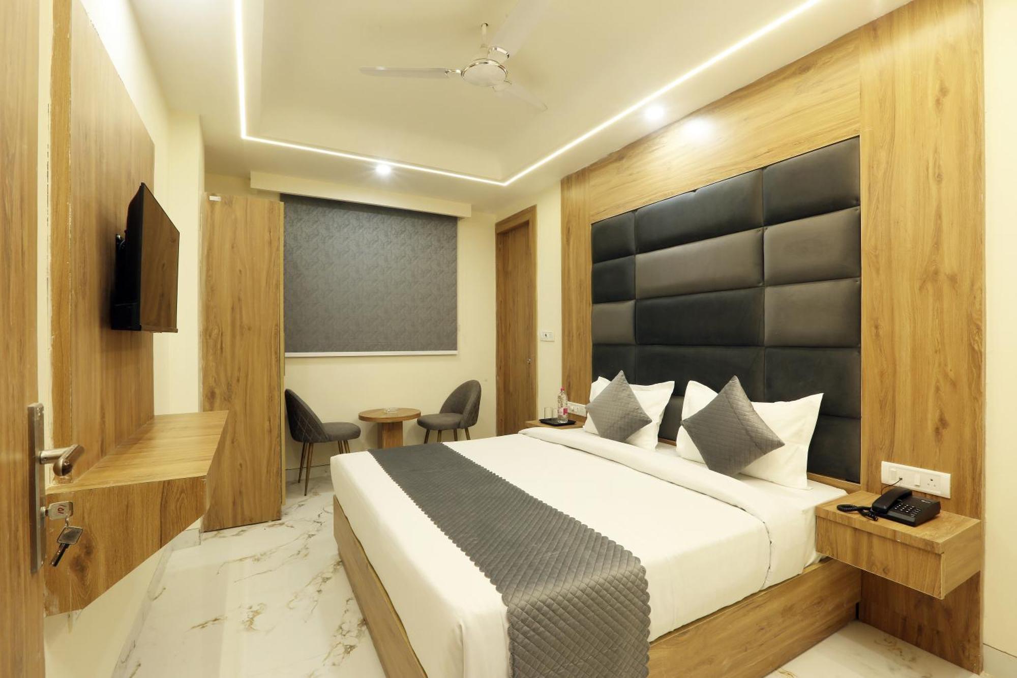 Hotel Luxe Manor Near Delhi Airport Nowe Delhi Zewnętrze zdjęcie