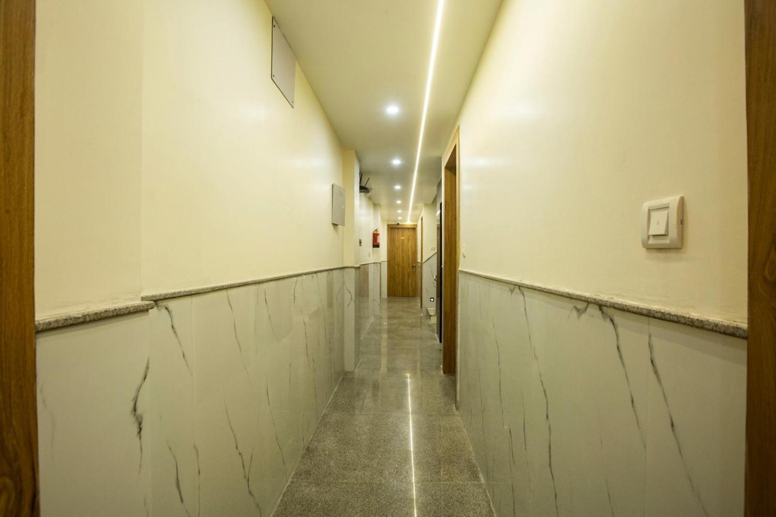Hotel Luxe Manor Near Delhi Airport Nowe Delhi Zewnętrze zdjęcie