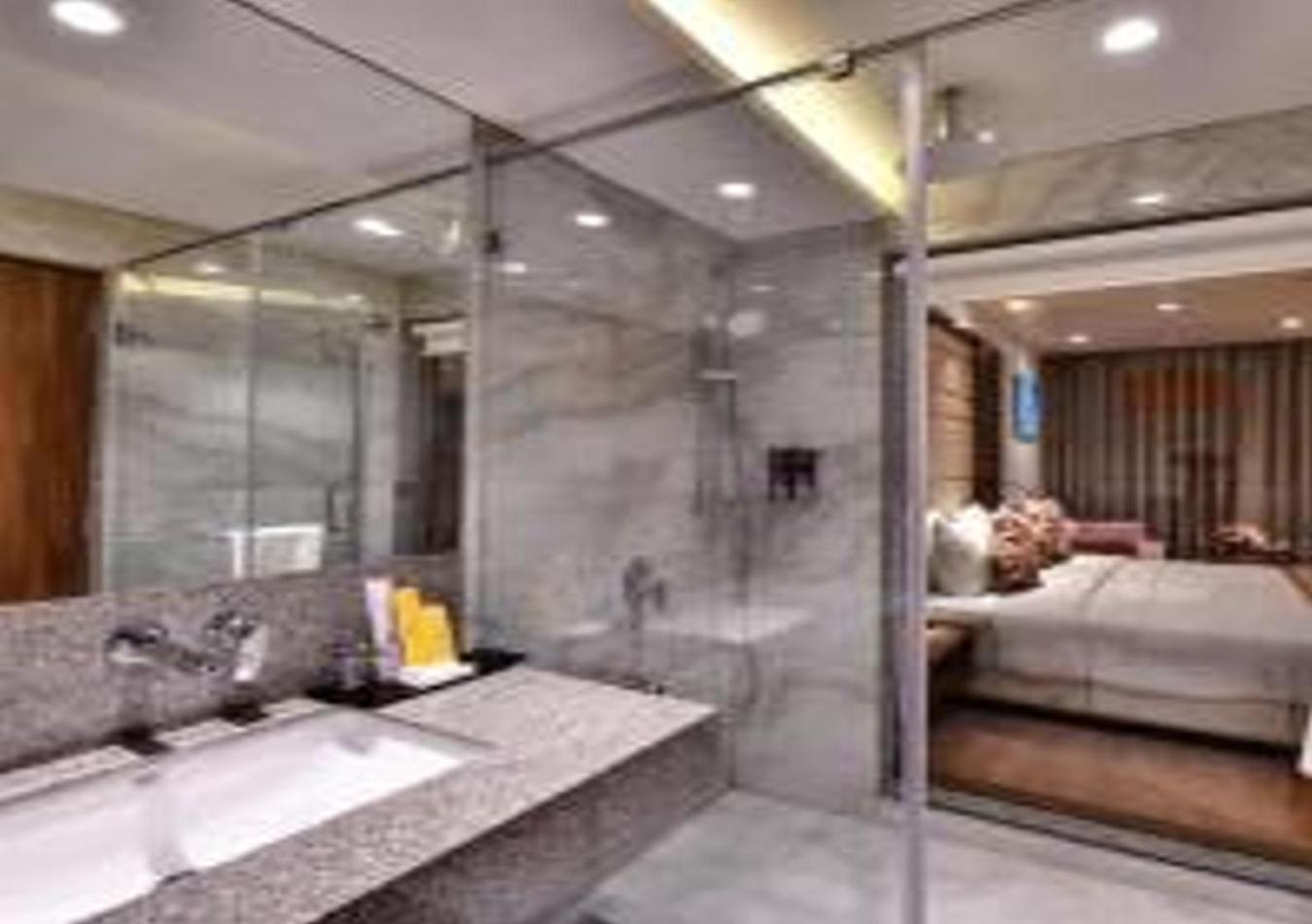 Hotel Luxe Manor Near Delhi Airport Nowe Delhi Zewnętrze zdjęcie